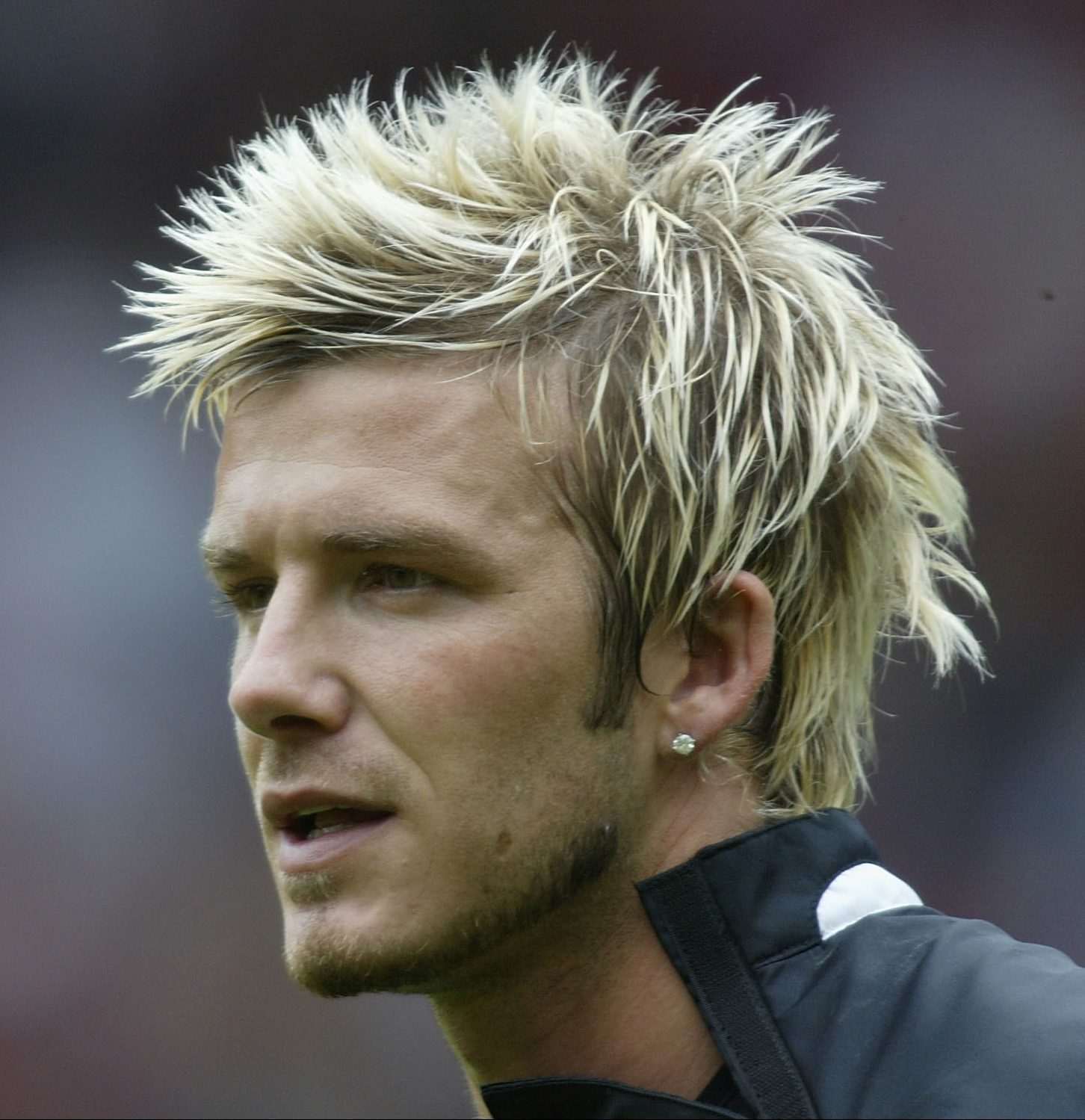 David Beckham w oryginalnej fryzurze blond